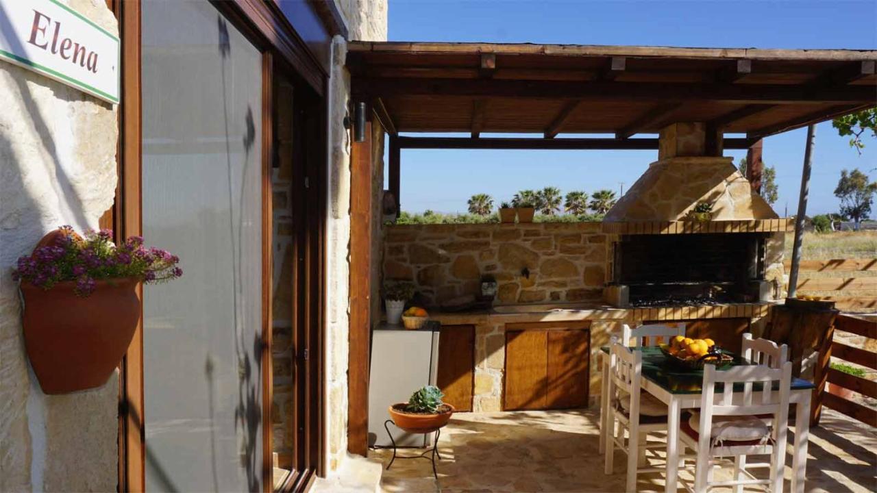 Studio Eleni - Oasis Holiday Houses Kokkinos Pirgos Exterior photo