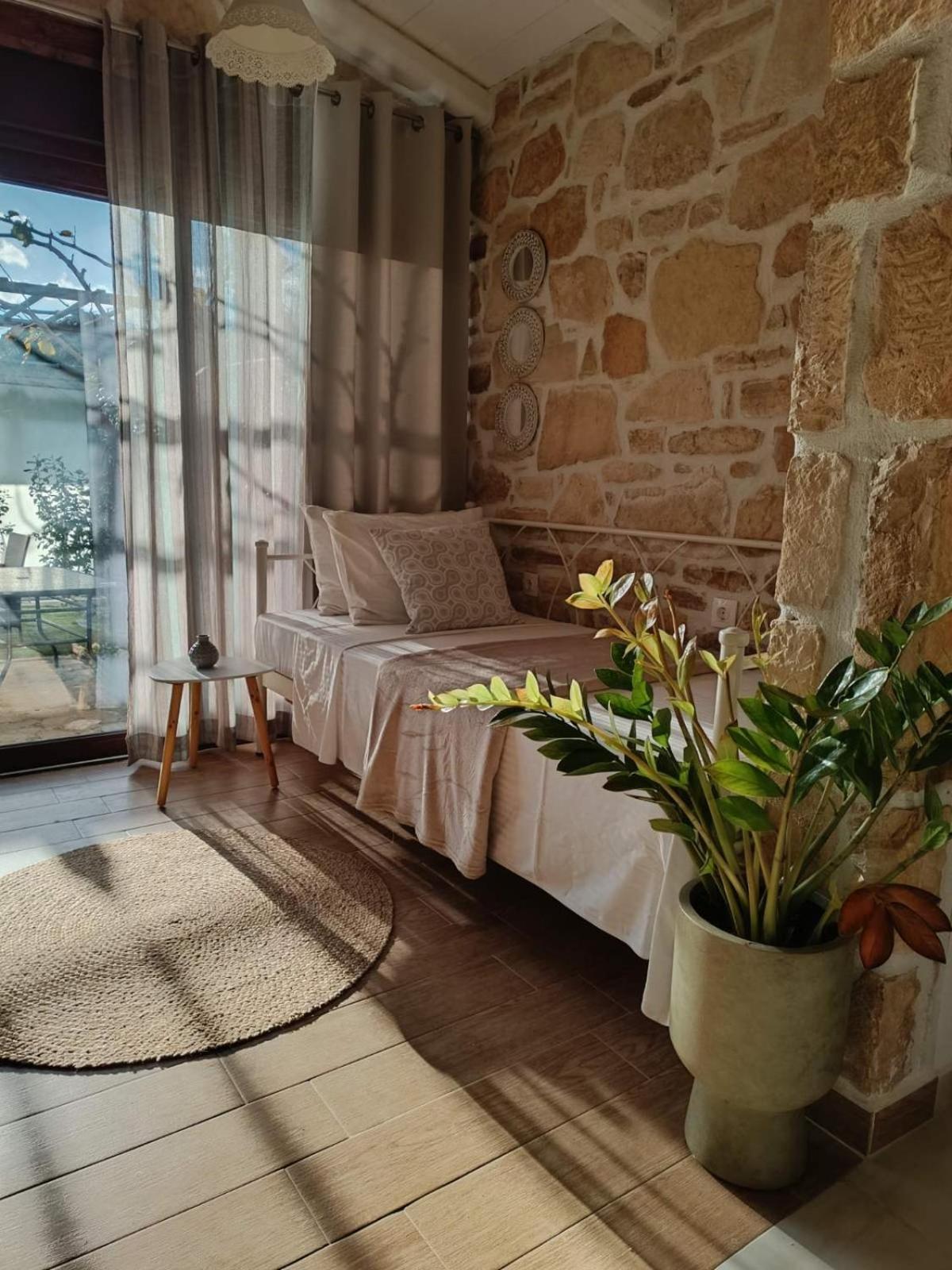 Studio Eleni - Oasis Holiday Houses Kokkinos Pirgos Exterior photo